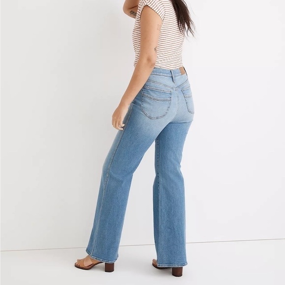 Madewell high rise flare jeans Caine wash - Picture 2 of 7